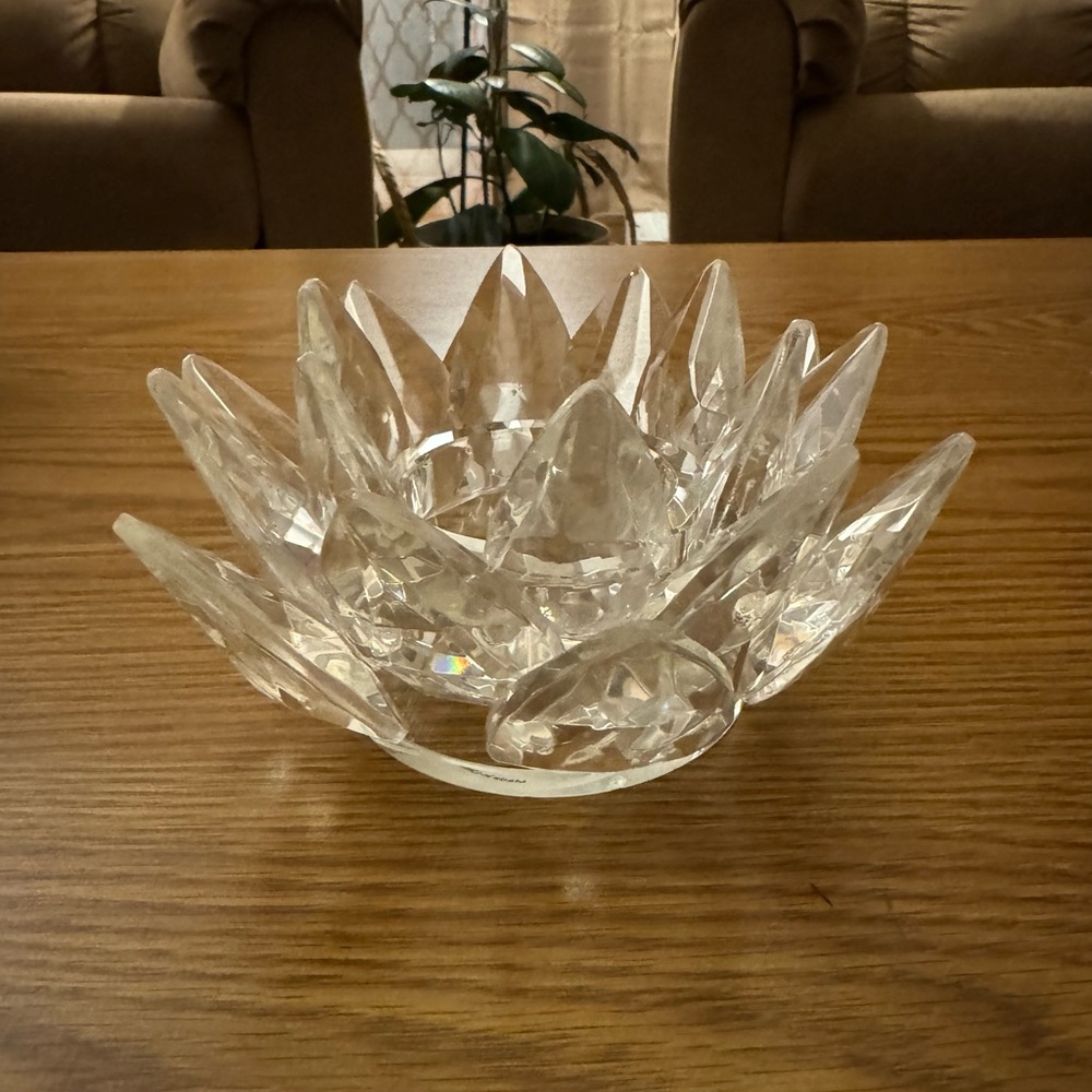 Teleflora Gift Crystal Lotus Water lilly Flower Shaped Votive Holder